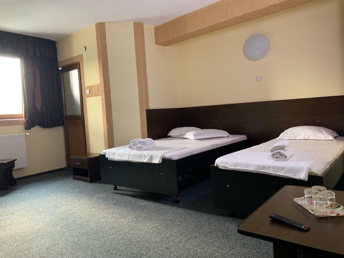 Hotel Monte Carlo Piteşti Eksteriør bilde